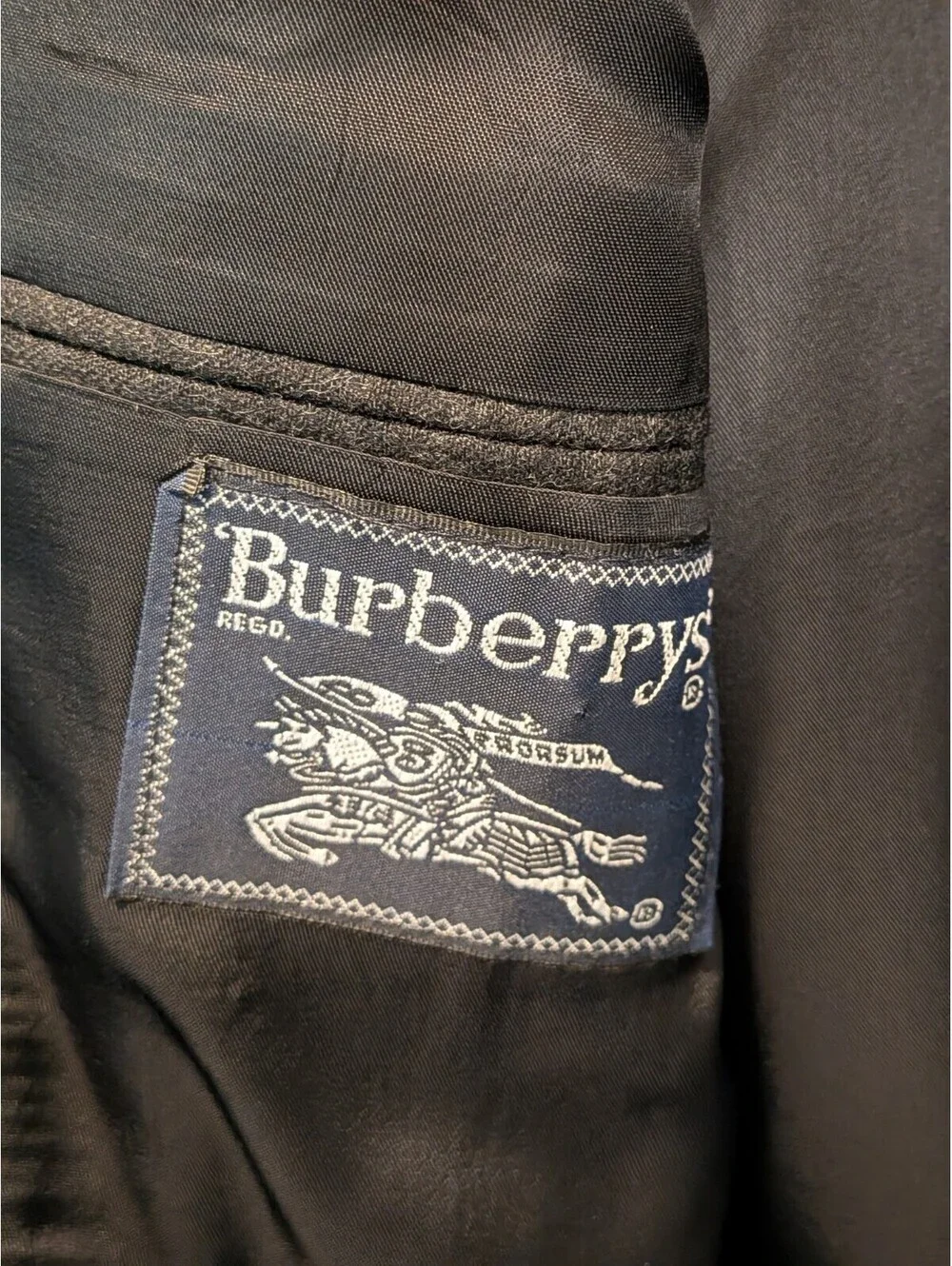 Vintage Burberrys Men's 42R 100% Wool 2 Piece Suit Charcoal Gray Tailored